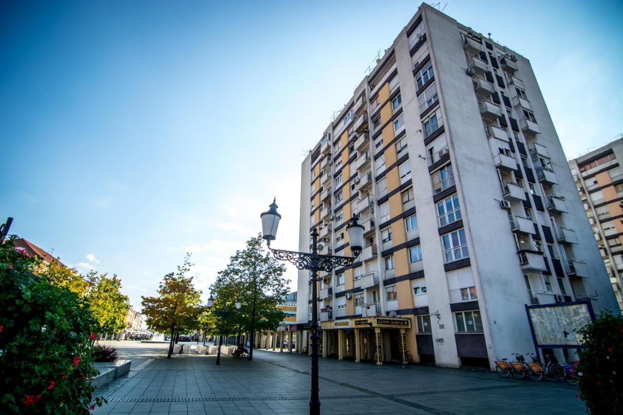 Ferienwohnung Sky Slavonski Brod Exterior foto